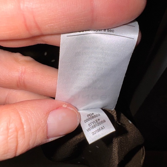 Vince Woodbine Popover Polka Dot Silk Blouse Office Career Neutral Minimalist - Picture 7 of 7